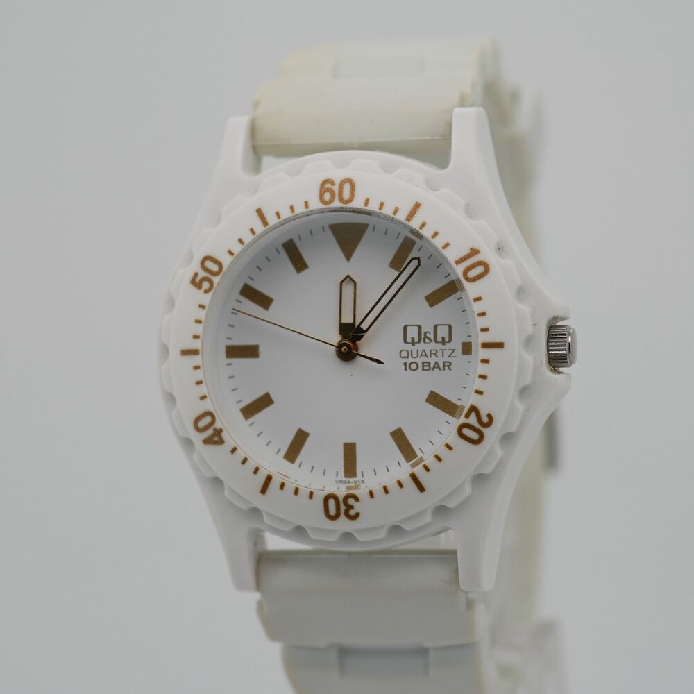 Vintage Q&Q JDM VR38-916 White Diver Watch 37mm 10 Bar Cal. 2035 New Battery